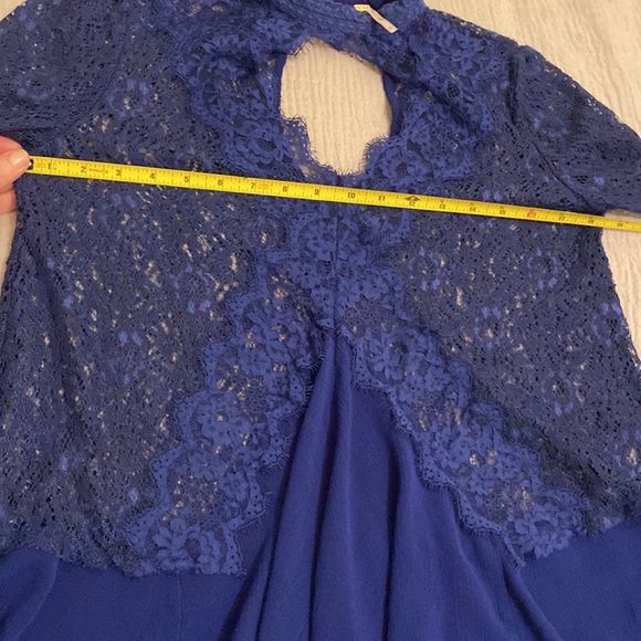 Free People blue blouse . Size S - Picture 8 of 10